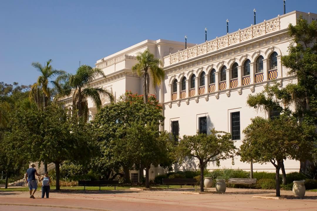 Center For Puppetry Arts